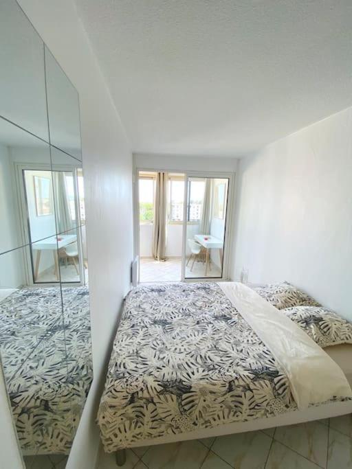 Appartement Spacieux 65M2, Avec Piscine Et Parking เฟรฌูส ภายนอก รูปภาพ